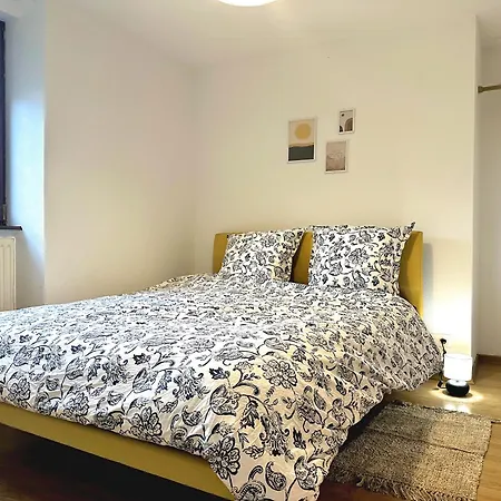 Easy Access Home With Spacious Private Parking & Near Scenic Bike Routes Monswiller Exterior photo