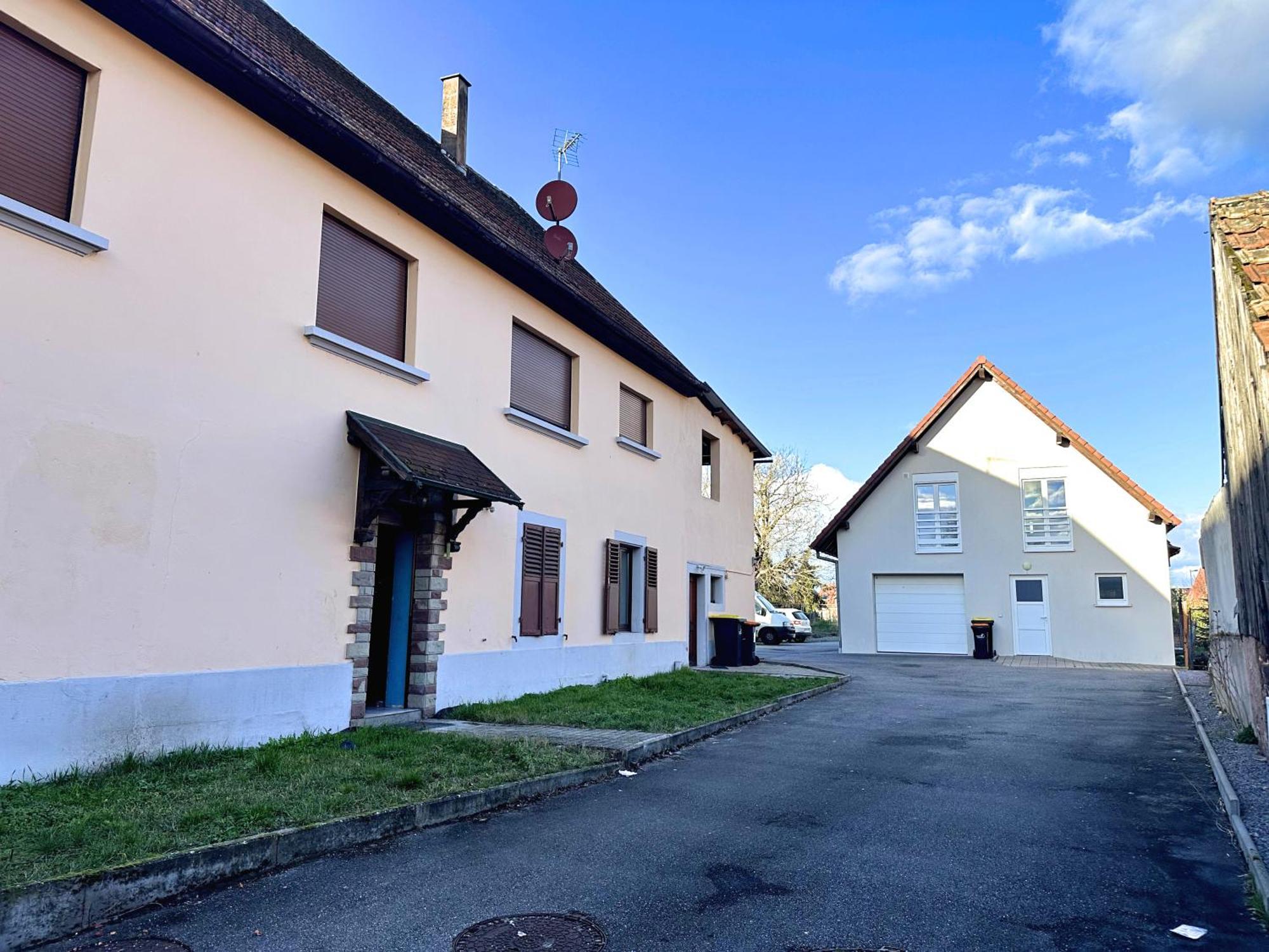 Apartment Easy Access With Spacious Private Parking & Near Scenic Bike Routes *